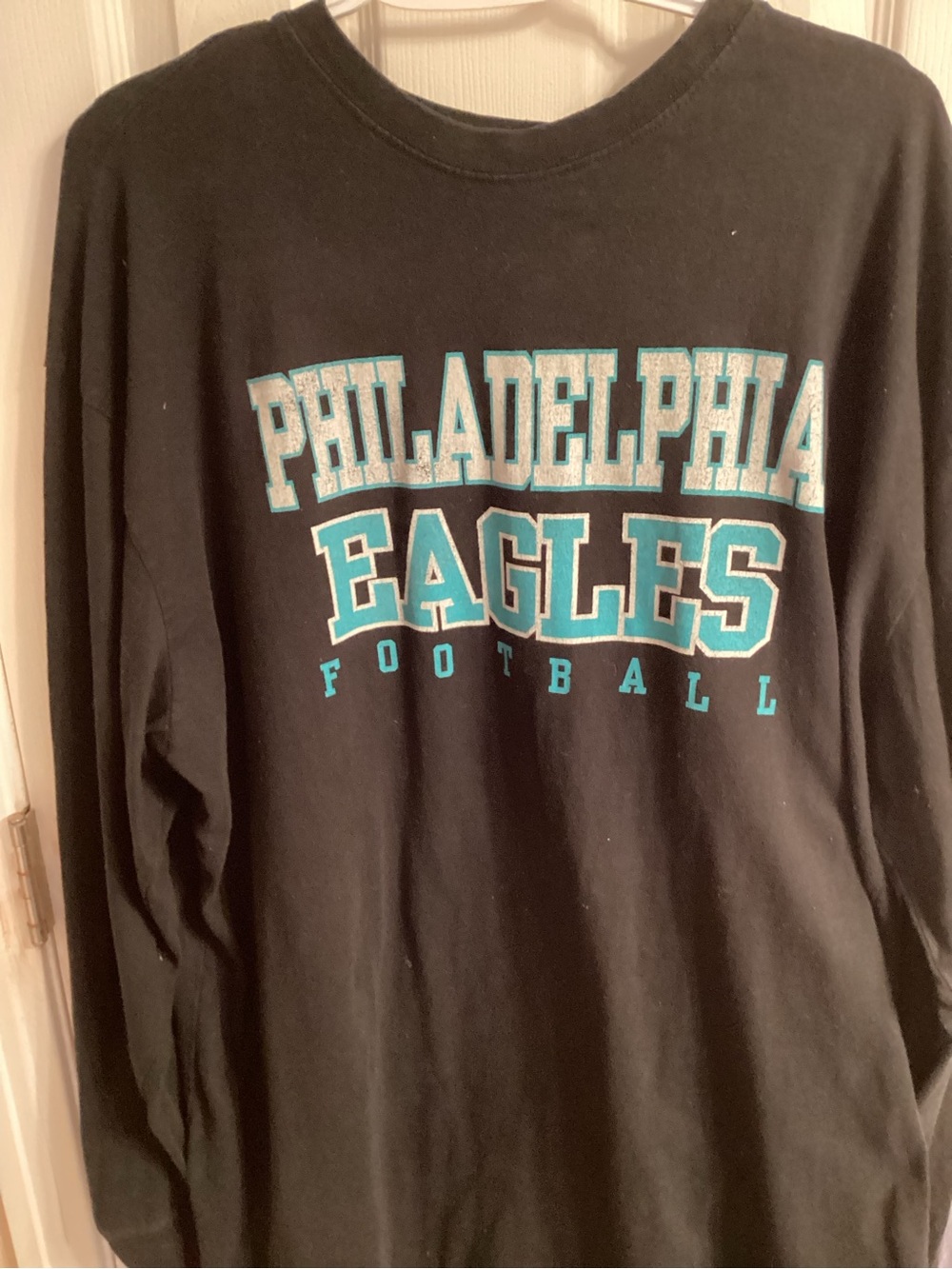 Philadelphia Eagles ,Long Sleeve Tee with Teal Accents. Size 2XL